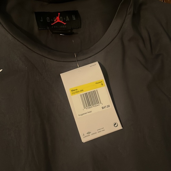 NWT Jordan shirt - Picture 2 of 3